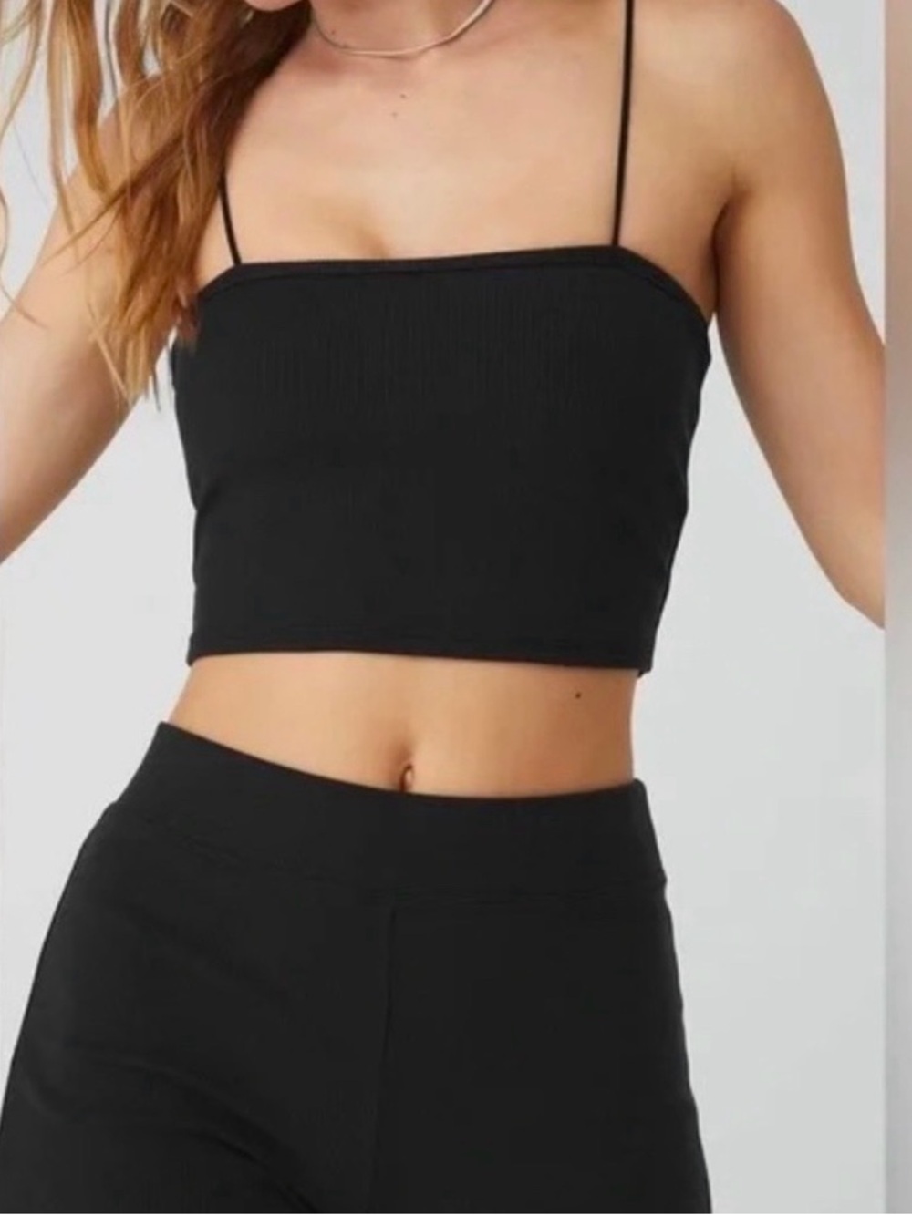 alo strappy bra tank top black